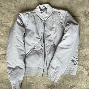 Used like new condition Athleta Jacket It’s like light blue grayish color